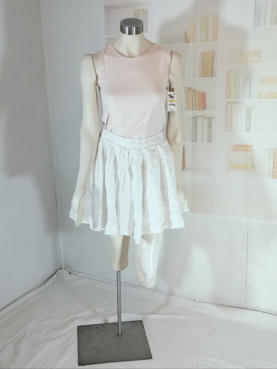 J. Crew Dresses & Skirts - J. Crew Pale White Pleated Skirt